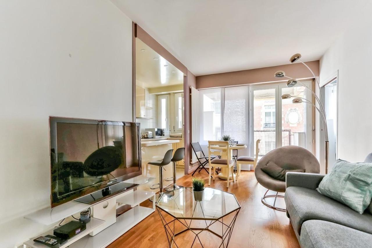 Appartement Quartier Arc De Triomphe Free Netflix Paris Exteriör bild