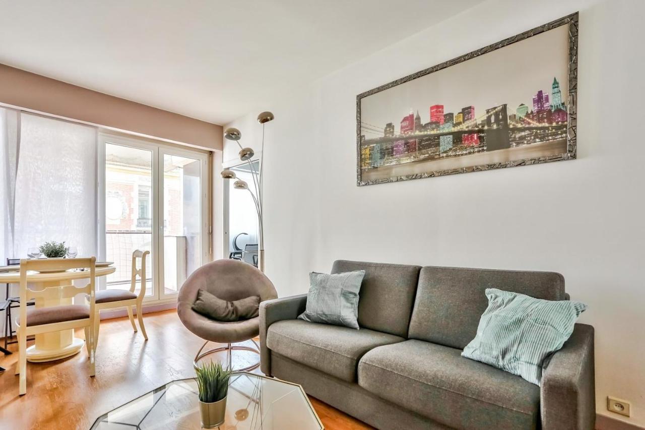 Appartement Quartier Arc De Triomphe Free Netflix Paris Exteriör bild